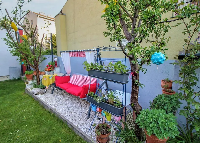 By Interhome Gloggnitz